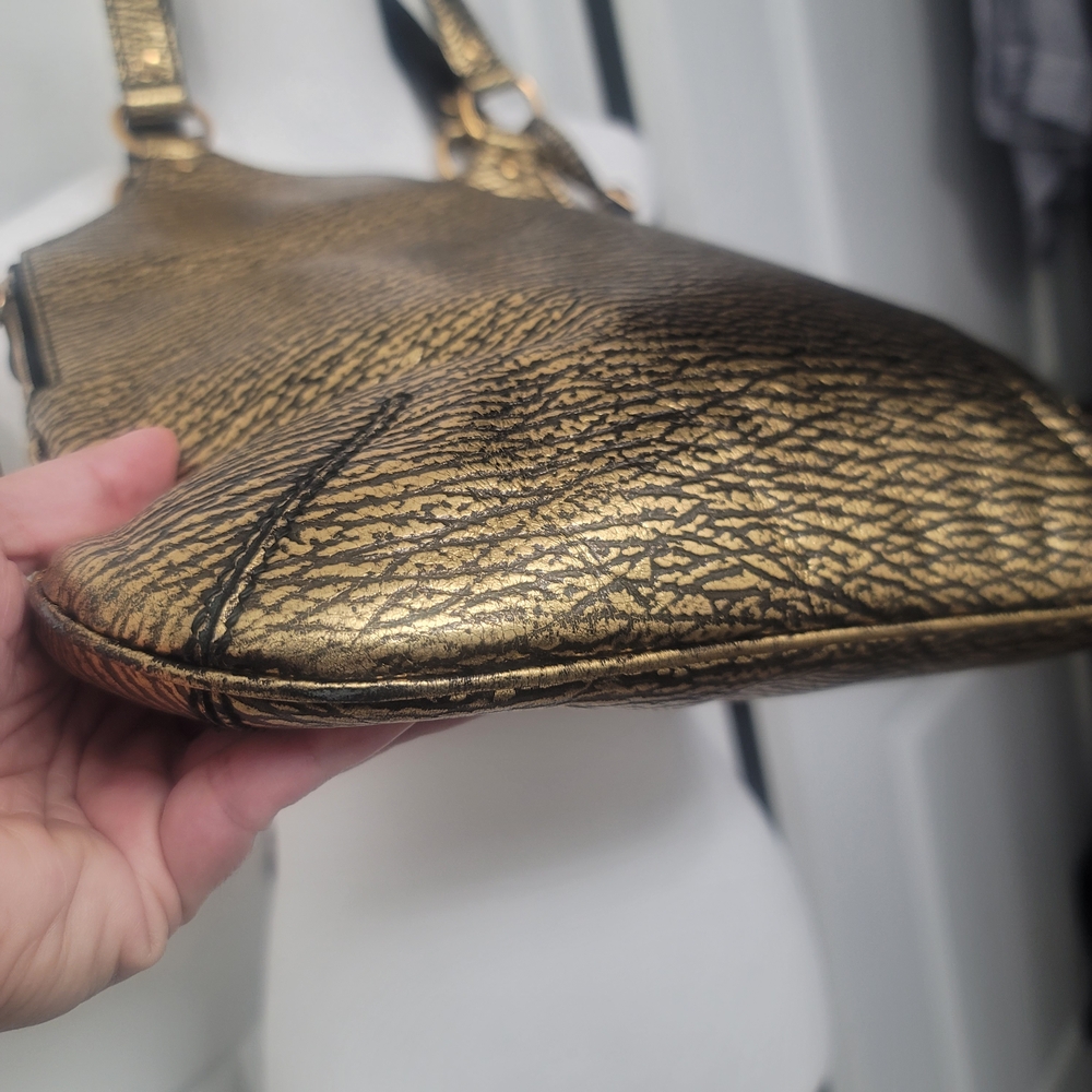 Yves Saint Laurent Gold Shoulder Bag - Picture 12 of 15